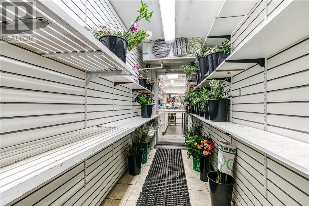 3 - 1812 LASALLE BOULEVARD Image 22