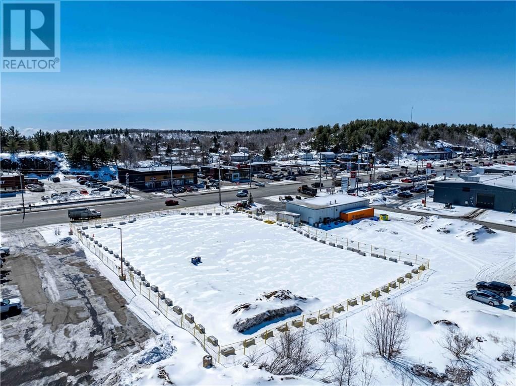 1050 KINGSWAY AVENUE Image 8