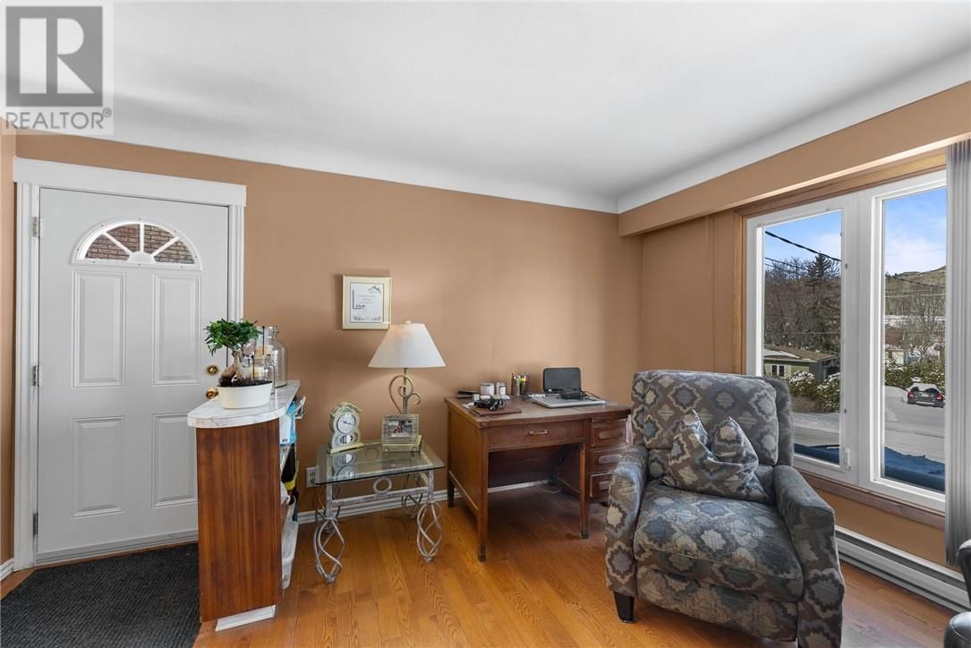 1144-1146 MARCEL STREET Image 17