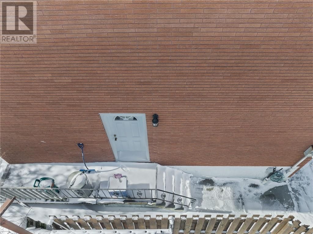 1144-1146 MARCEL STREET Image 38