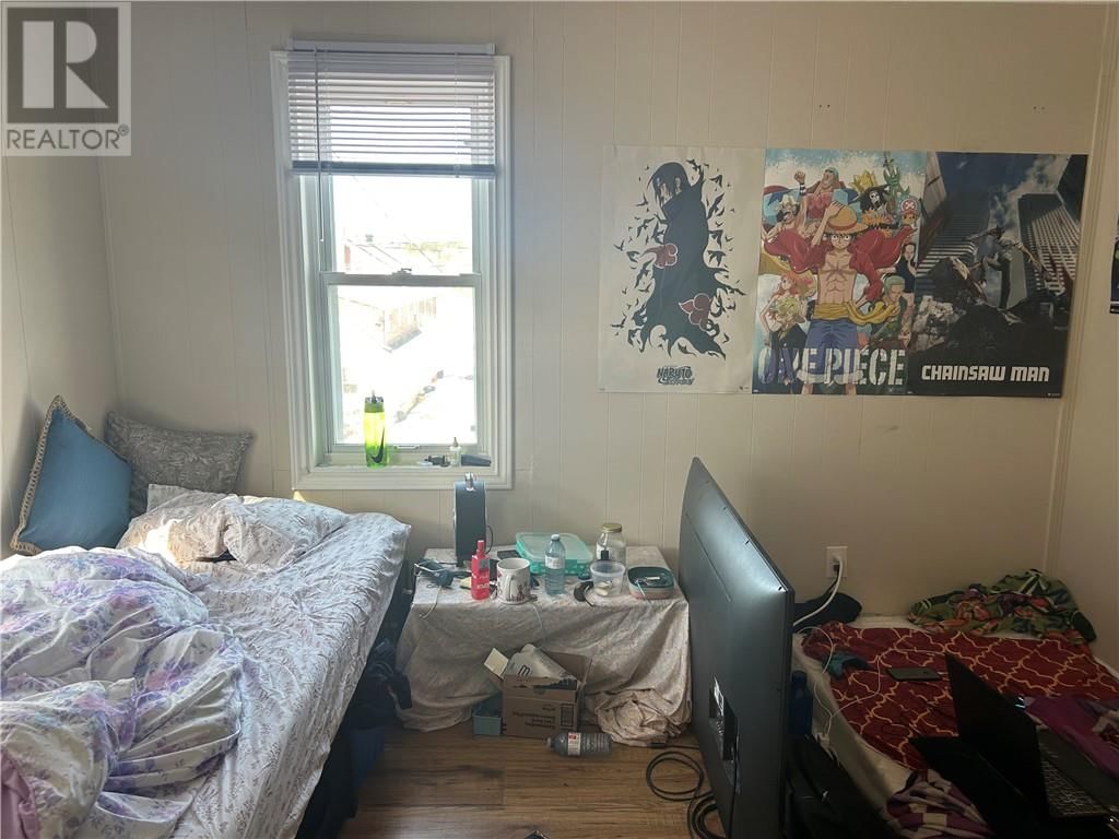 432 BESSIE AVENUE Image 13