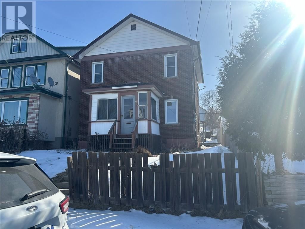 432 BESSIE AVENUE Image 2