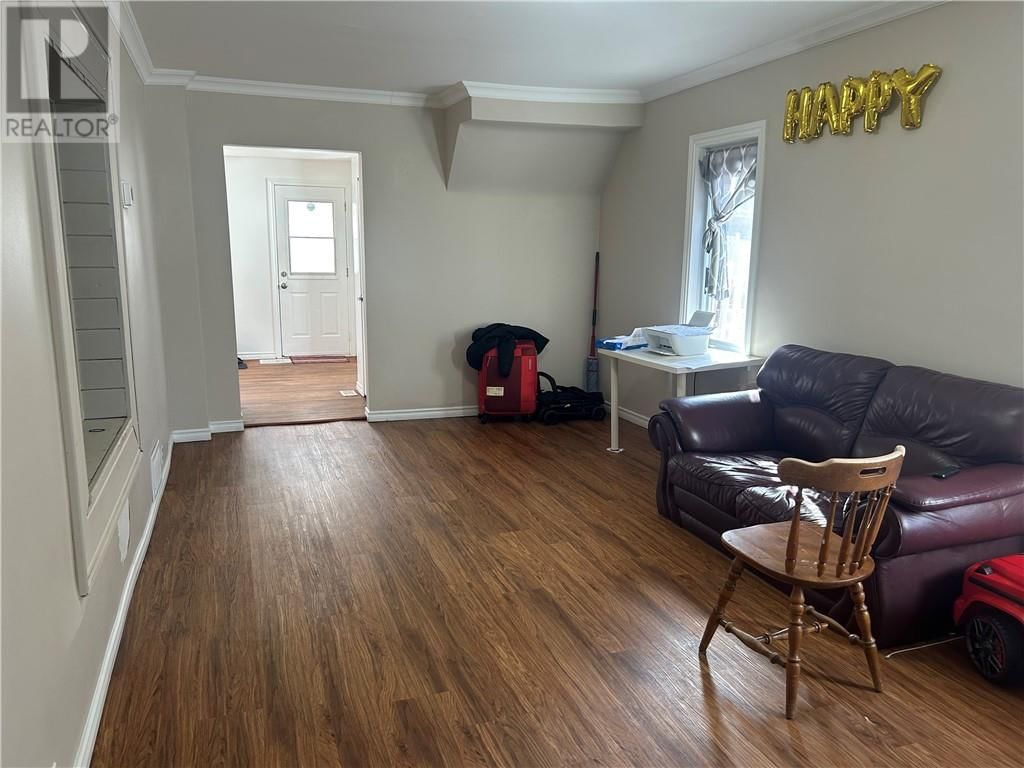 432 BESSIE AVENUE Image 5