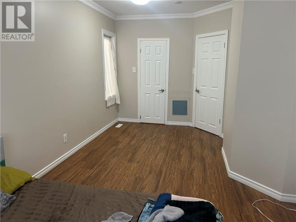432 BESSIE AVENUE Image 7