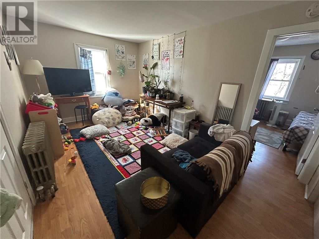 342 DONOVAN STREET Image 13