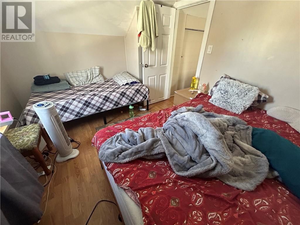342 DONOVAN STREET Image 14