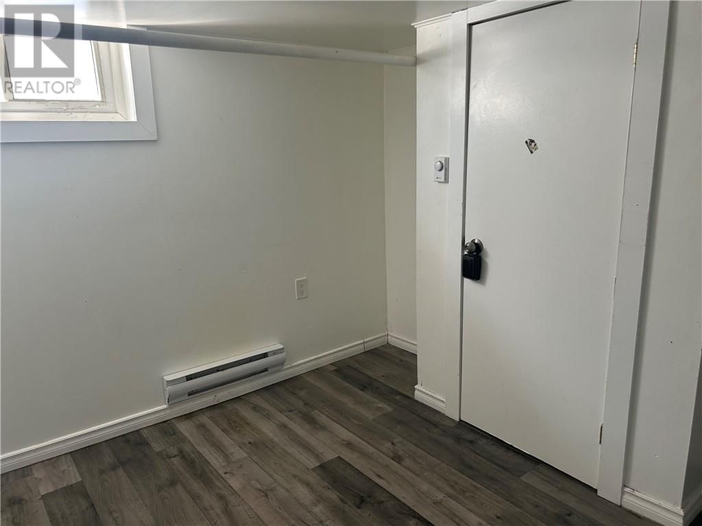 342 DONOVAN STREET Image 7