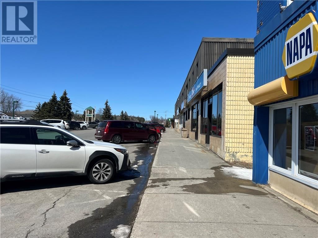603 MAIN STREET Image 2