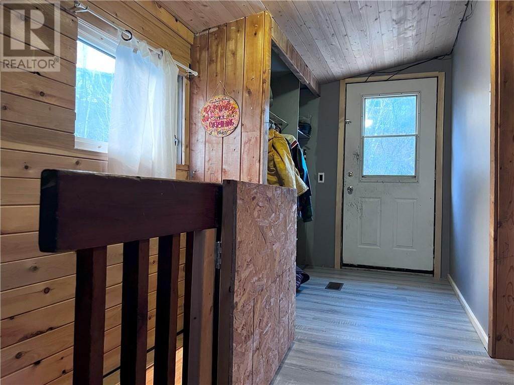 1266 BANCROFT DRIVE Image 2
