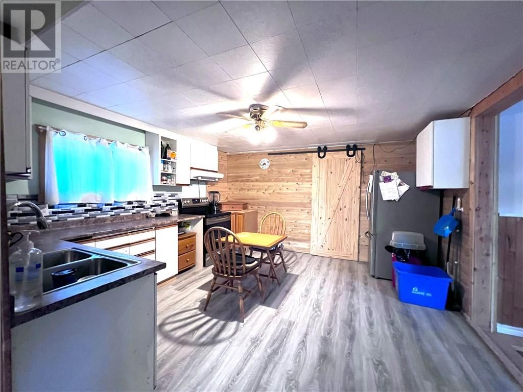 1266 BANCROFT DRIVE Image 8