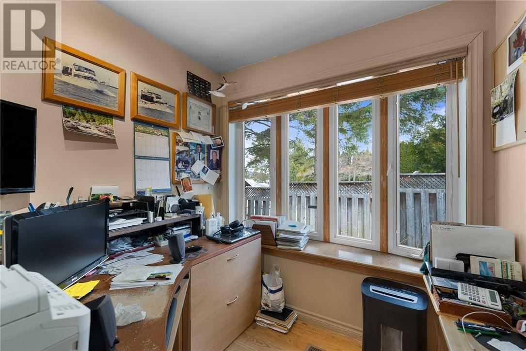 740 DEW DROP ROAD Image 44