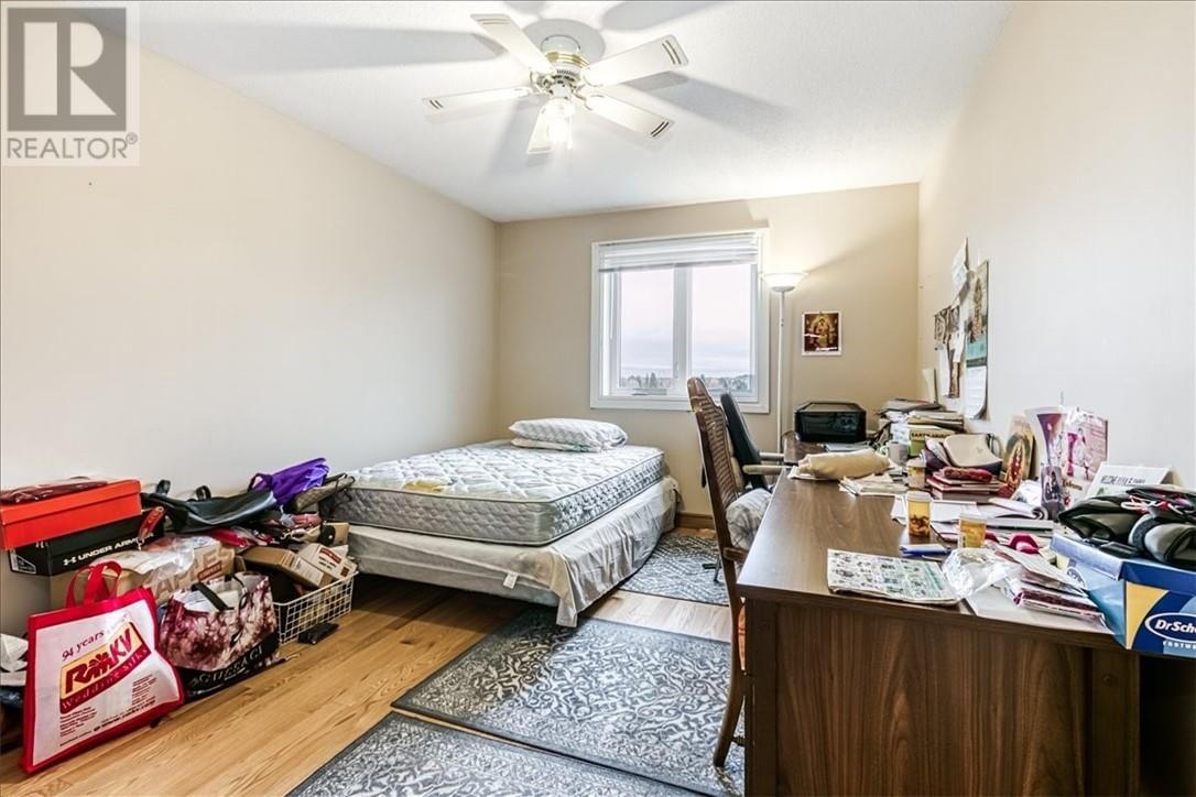 402 MAKI AVENUE Image 16