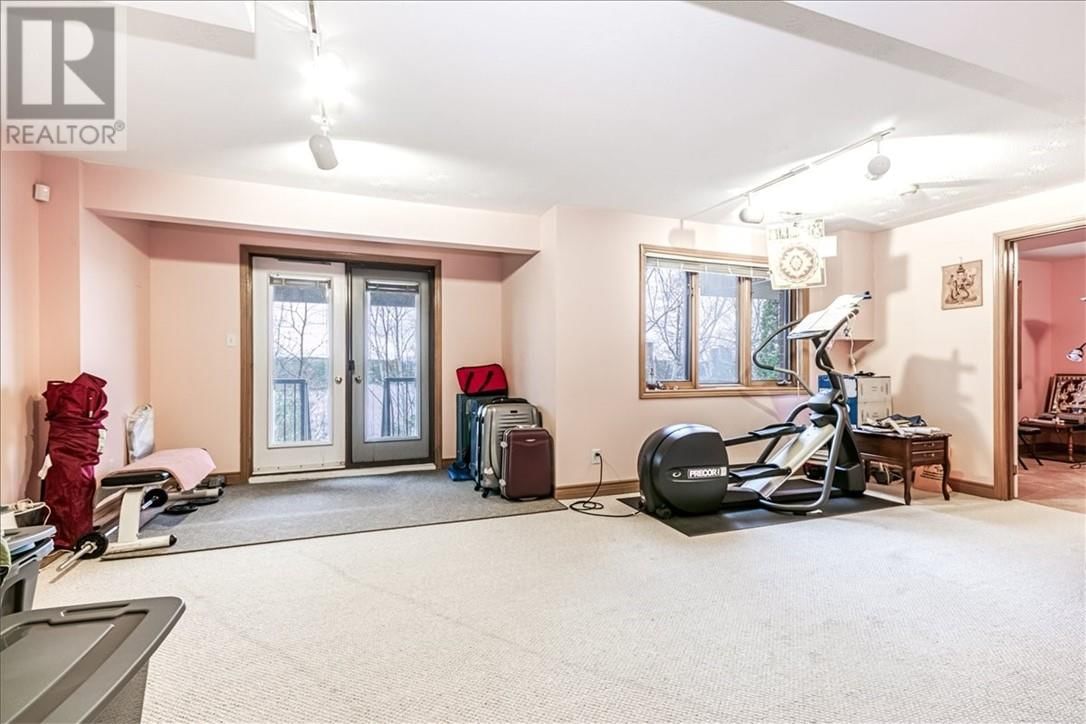 402 MAKI AVENUE Image 21