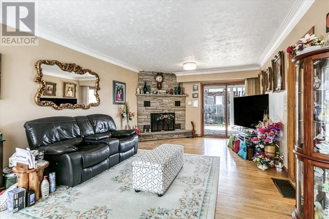 419 WESTVIEW DRIVE Image 4