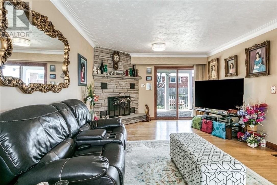 419 WESTVIEW DRIVE Image 5