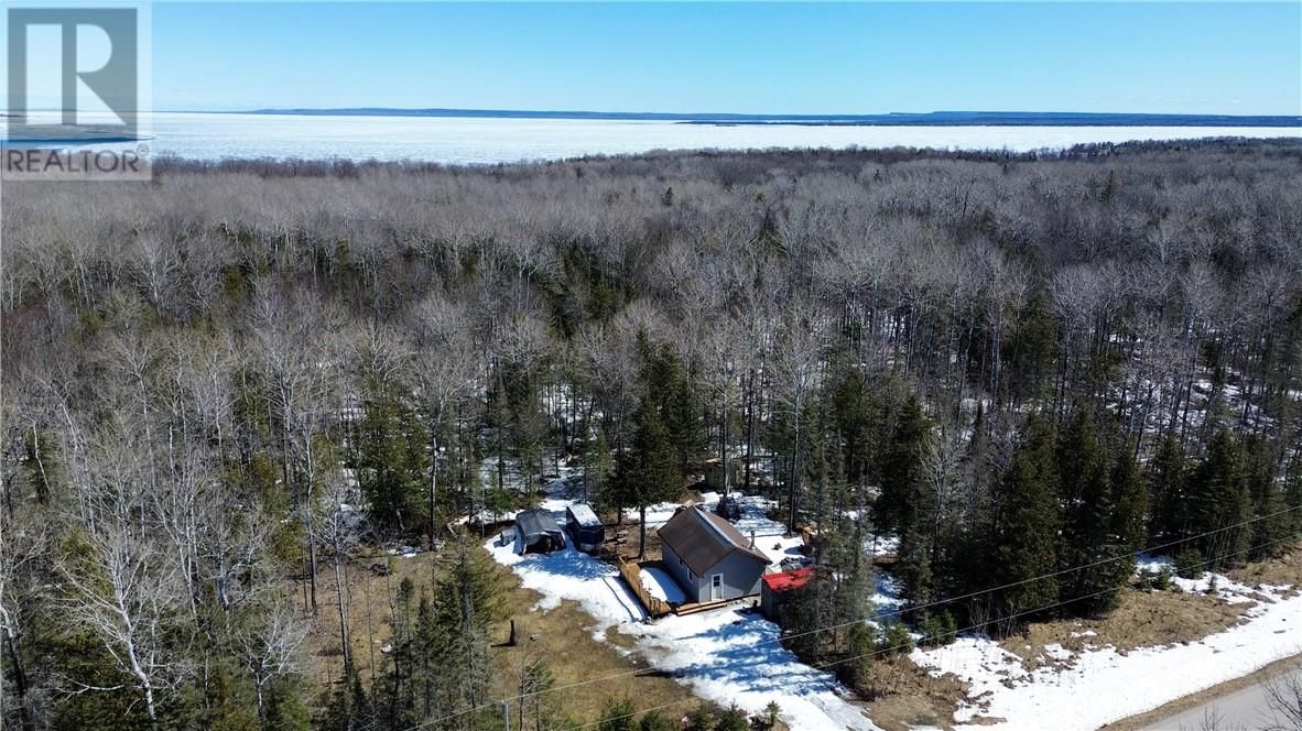 1398 RANGE A SIDEROAD Image 8