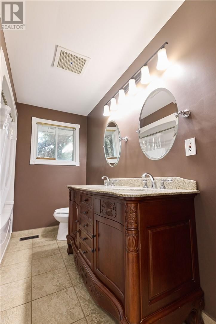 1668 BRIAR AVENUE Image 11