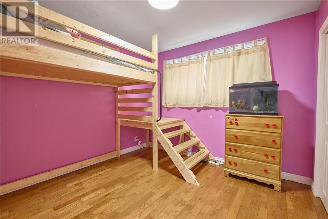 1668 BRIAR AVENUE Image 13