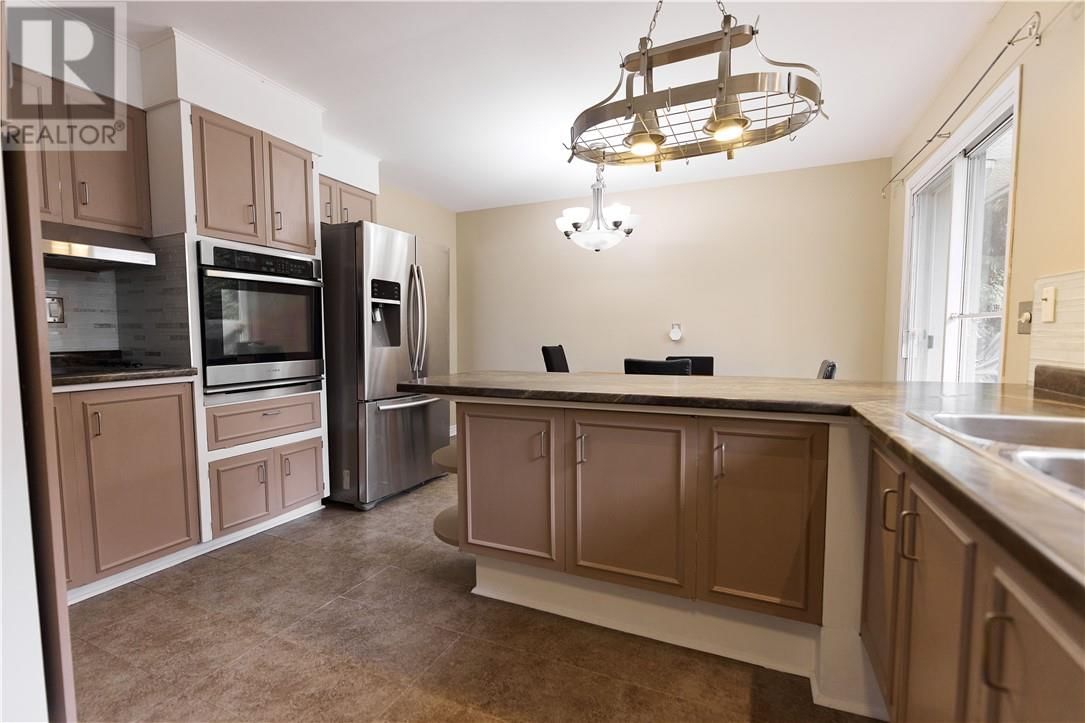 1668 BRIAR AVENUE Image 2