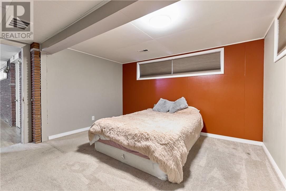 1668 BRIAR AVENUE Image 26