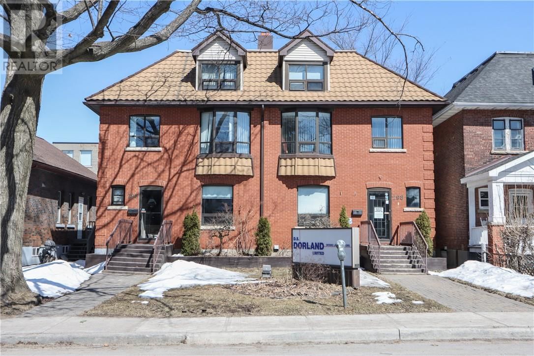 296-298 LARCH STREET Image 1