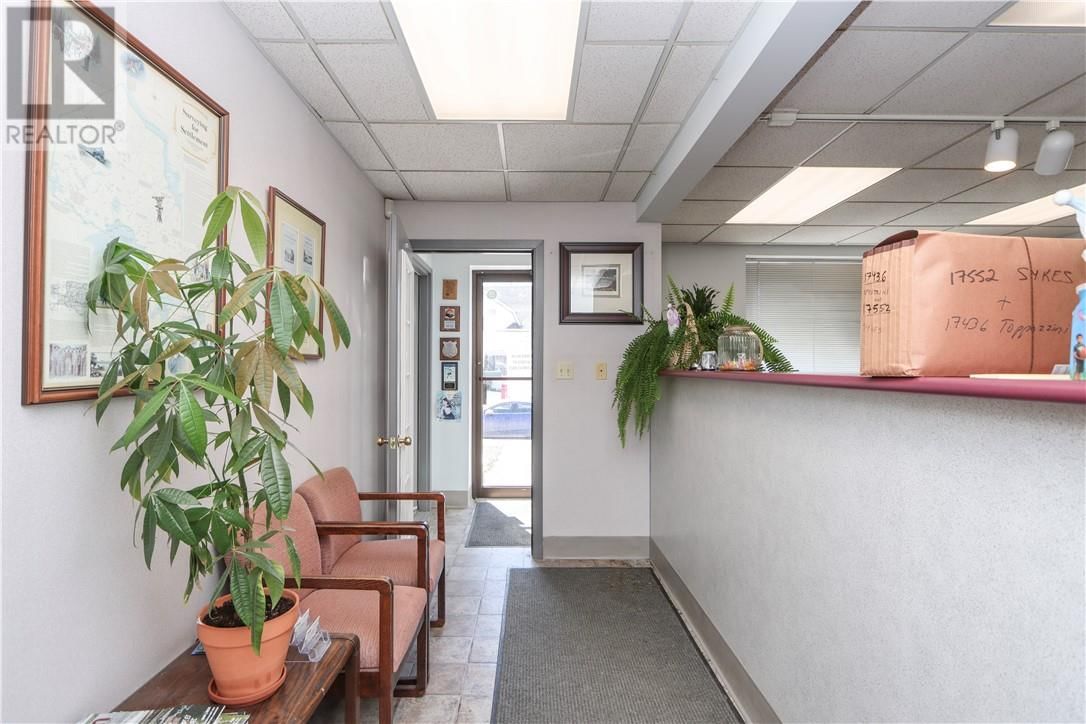296-298 LARCH STREET Image 4