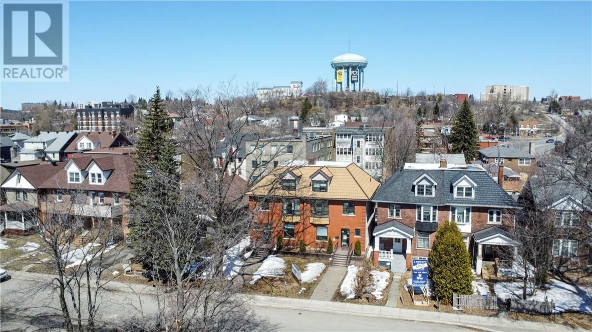 296-298 LARCH STREET Image 52
