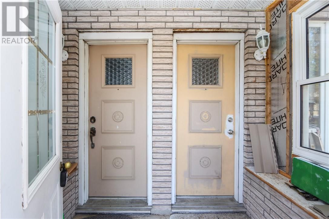 89 FRONT STREET Image 3