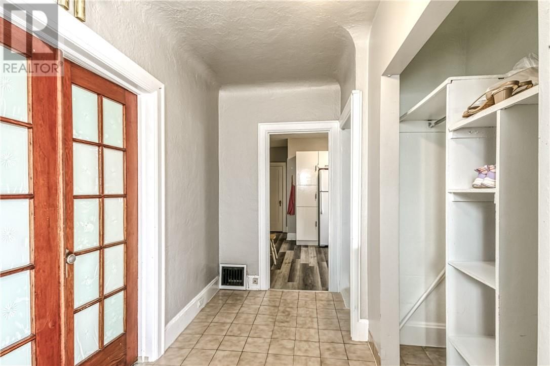 128 ADIE STREET Image 10