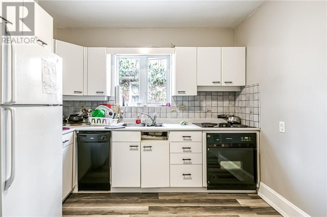 128 ADIE STREET Image 12