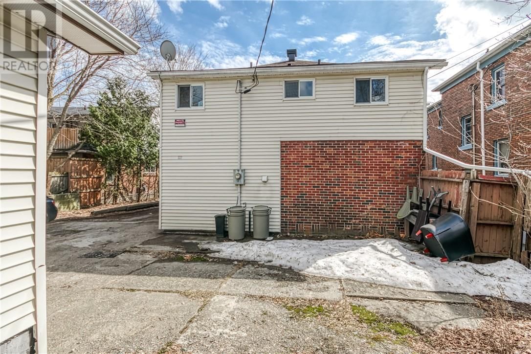 128 ADIE STREET Image 5