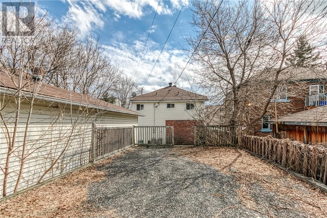 128 ADIE STREET Image 6