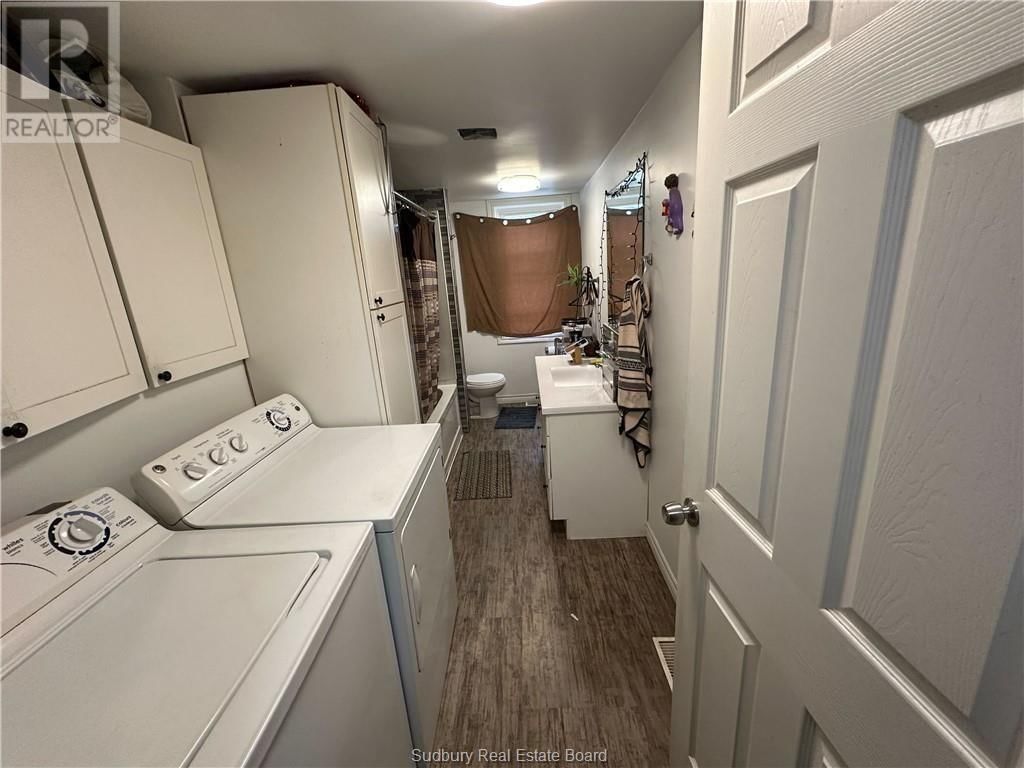 3432 FALCONBRIDGE HIGHWAY Image 6