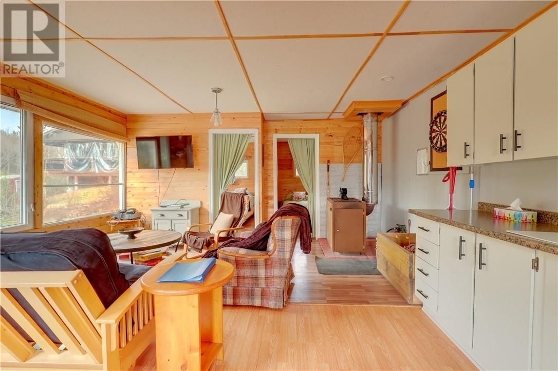 G - 1183 ANTONEN ROAD Image 12