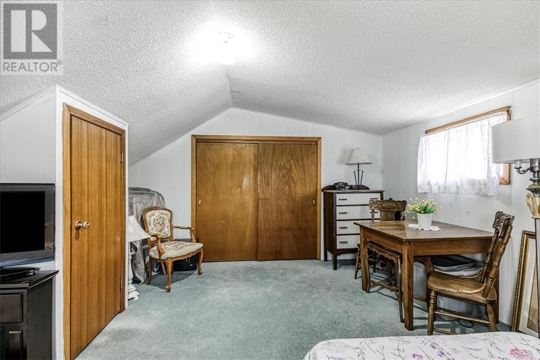 405 GRANITE STREET Image 14
