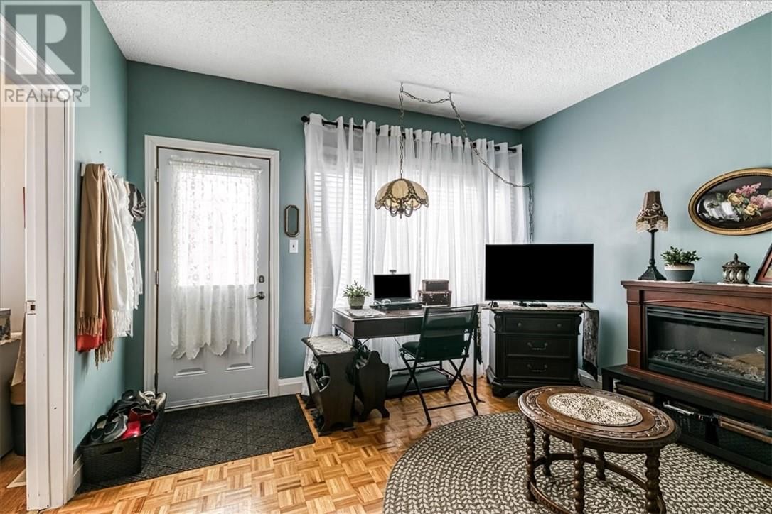 405 GRANITE STREET Image 4