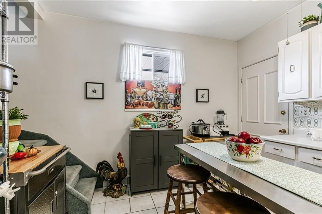 405 GRANITE STREET Image 8