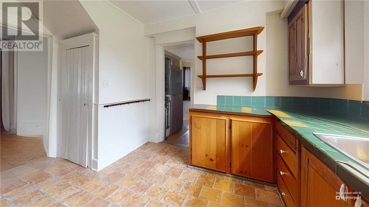 15 VANKOUGHNET STREET Image 14