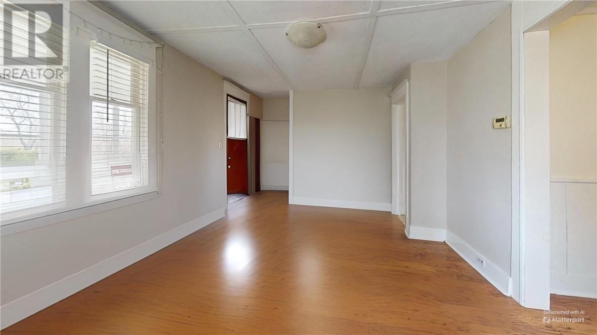 15 VANKOUGHNET STREET Image 7