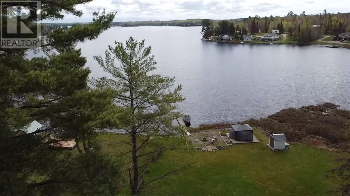 33C LAC CACHE ROAD Image 18