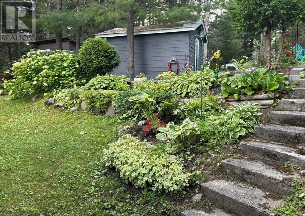 33C LAC CACHE ROAD Image 5