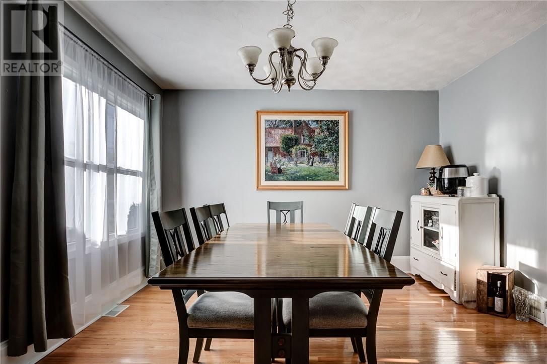 392 MELVIN AVENUE Image 5