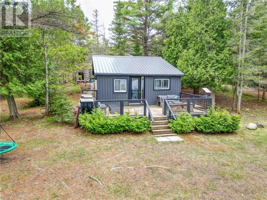 798 THE MILLS ROAD Image 28