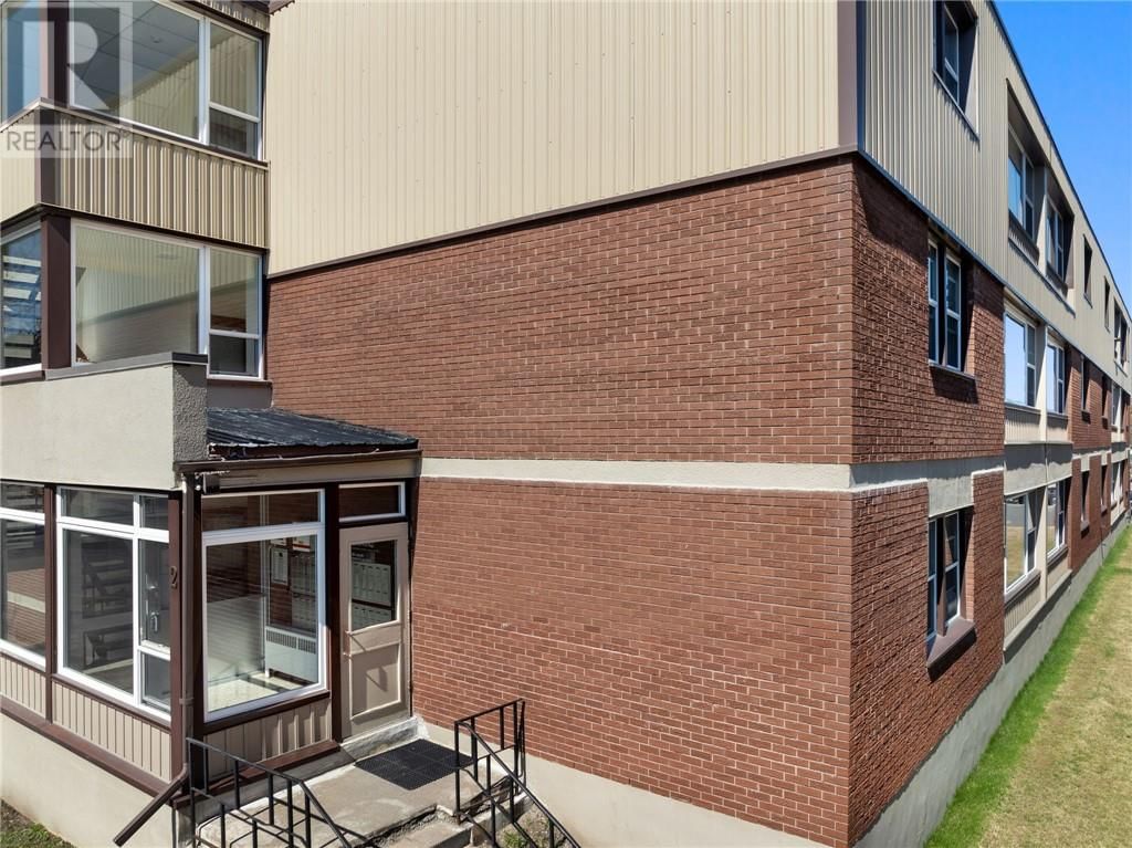 2 CARTER STREET Image 16