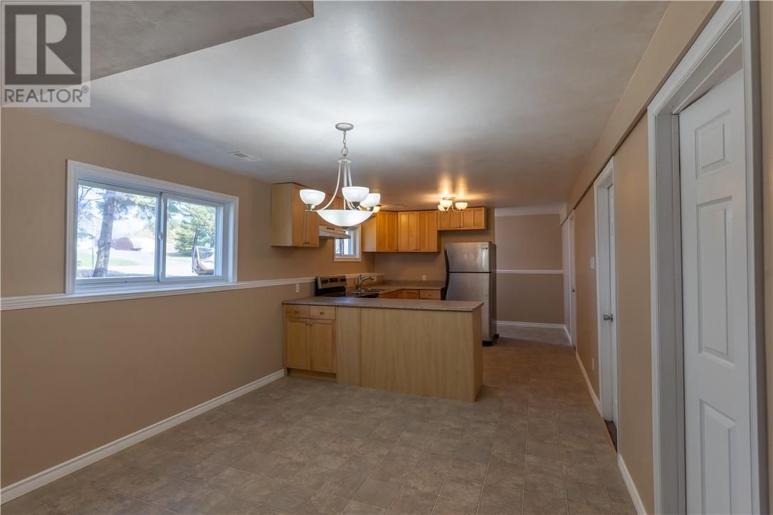 5055 DUPUIS DRIVE Image 17