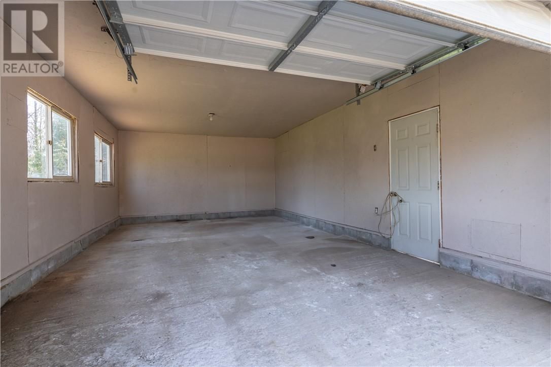 5055 DUPUIS DRIVE Image 3