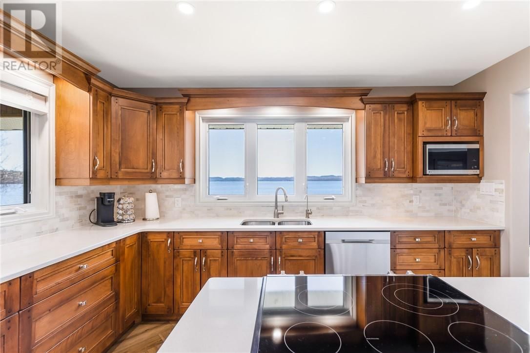 15 YORK DRIVE Image 19