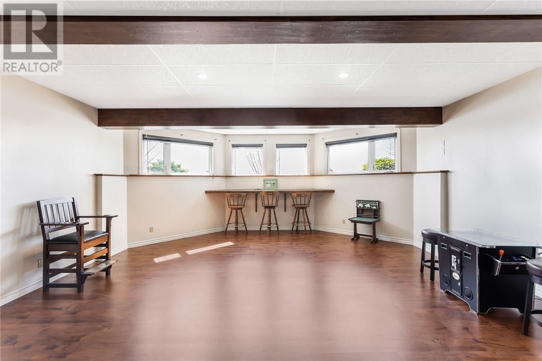 15 YORK DRIVE Image 38