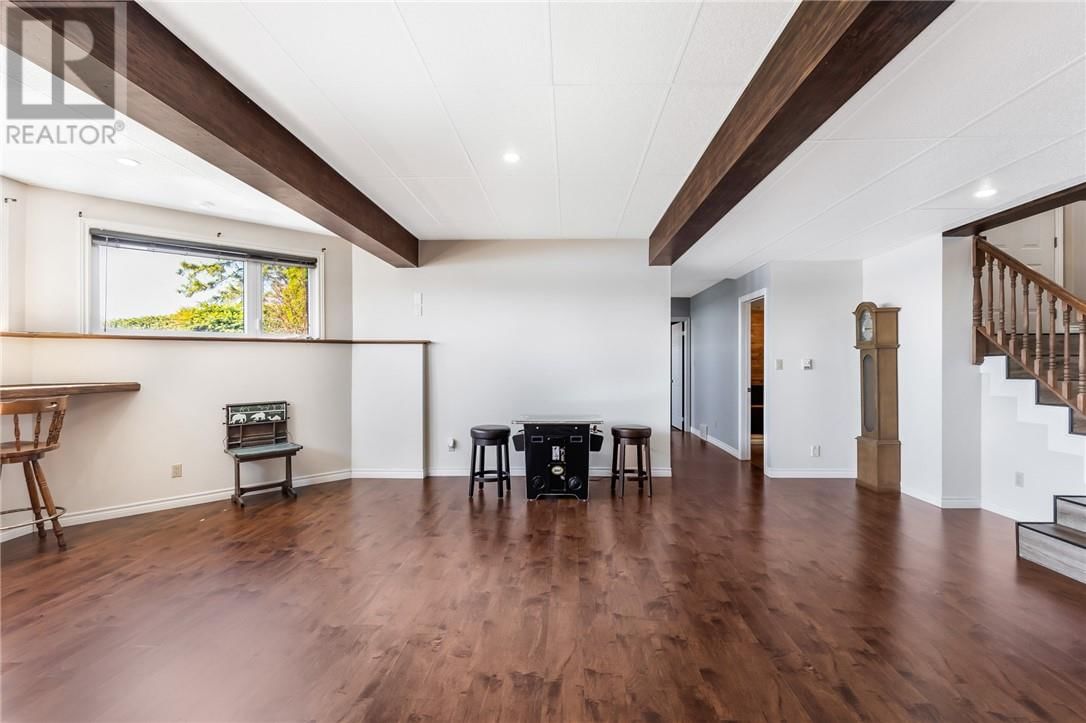 15 YORK DRIVE Image 41