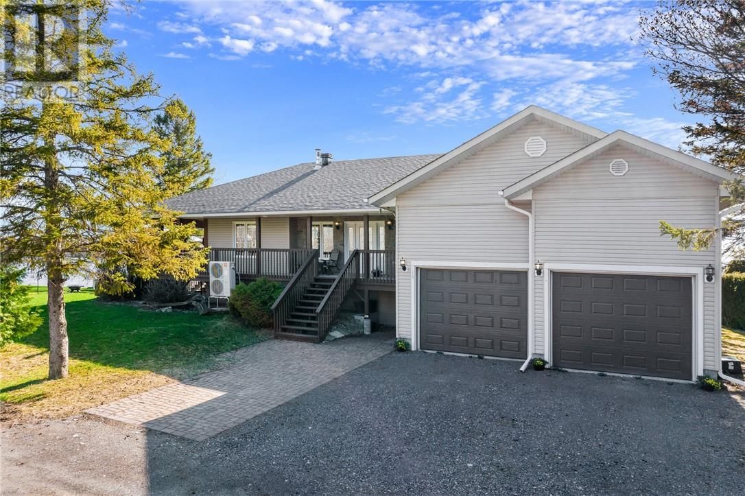 15 YORK DRIVE Image 6